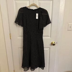 Ann Taylor size 2 dress, new with tags,hits below just below knee